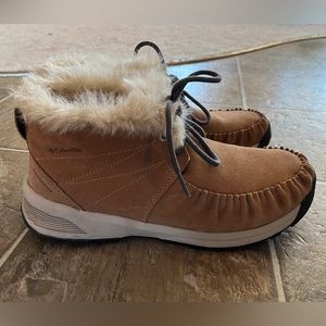 Columbia winter shoes